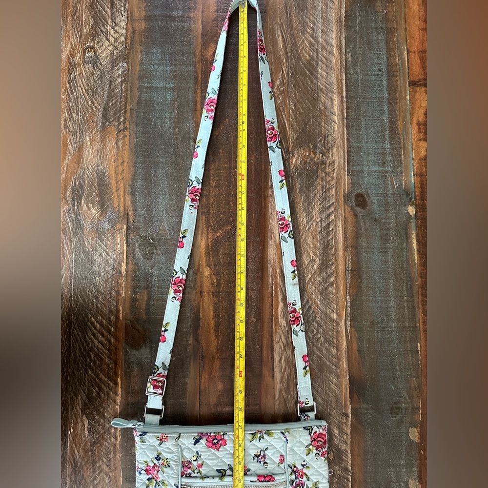 Vera Bradley Water Bouquet Triple Zip Hipster Crossbody Bag Adjustable Strap - Picture 2 of 10